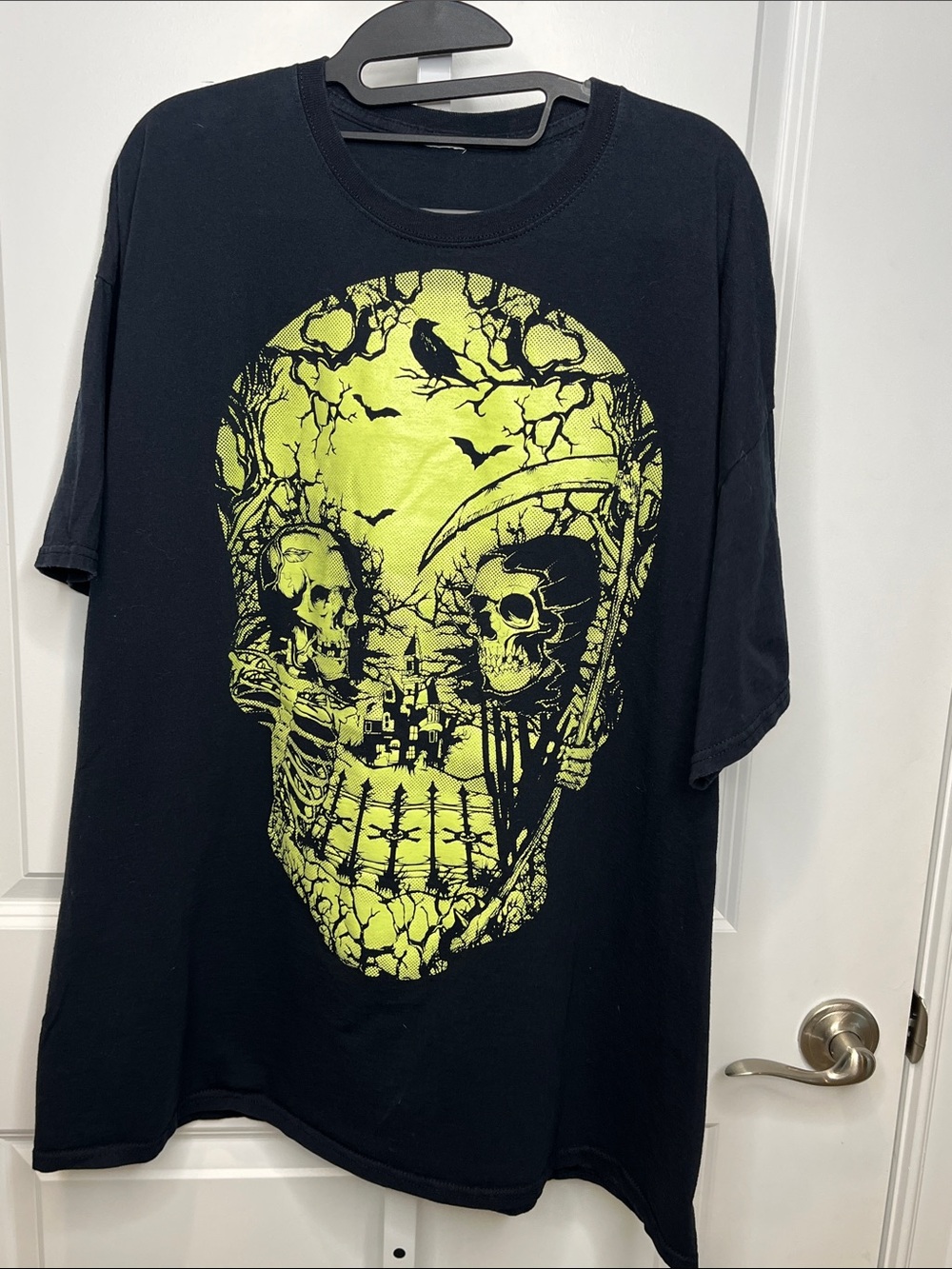 Black Glow-in-the-Dark Skull Tee Neon Yellow Print - Men's 2X Unisex Halloween